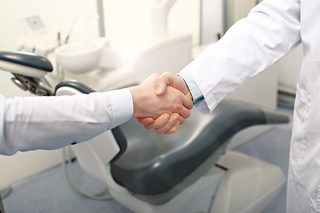 How to Build Good Rapport with Patients and Set Yourself Apart Today